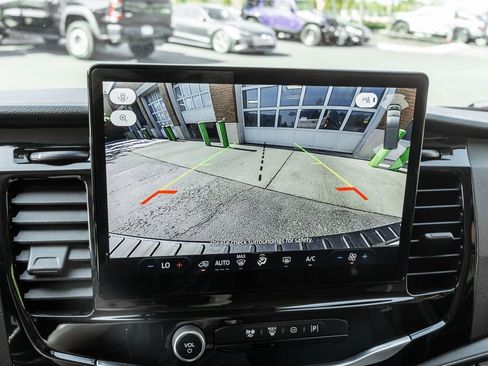 Used 2024 Ford Transit 350 XLT RWD image 9