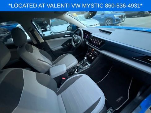 Certified 2023 Volkswagen Taos SE w/ Panoramic Sunroof Package image 23