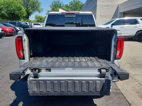 Certified 2020 GMC Sierra 1500 SLT w/ SLT Premium Package AWD/4WD image 24