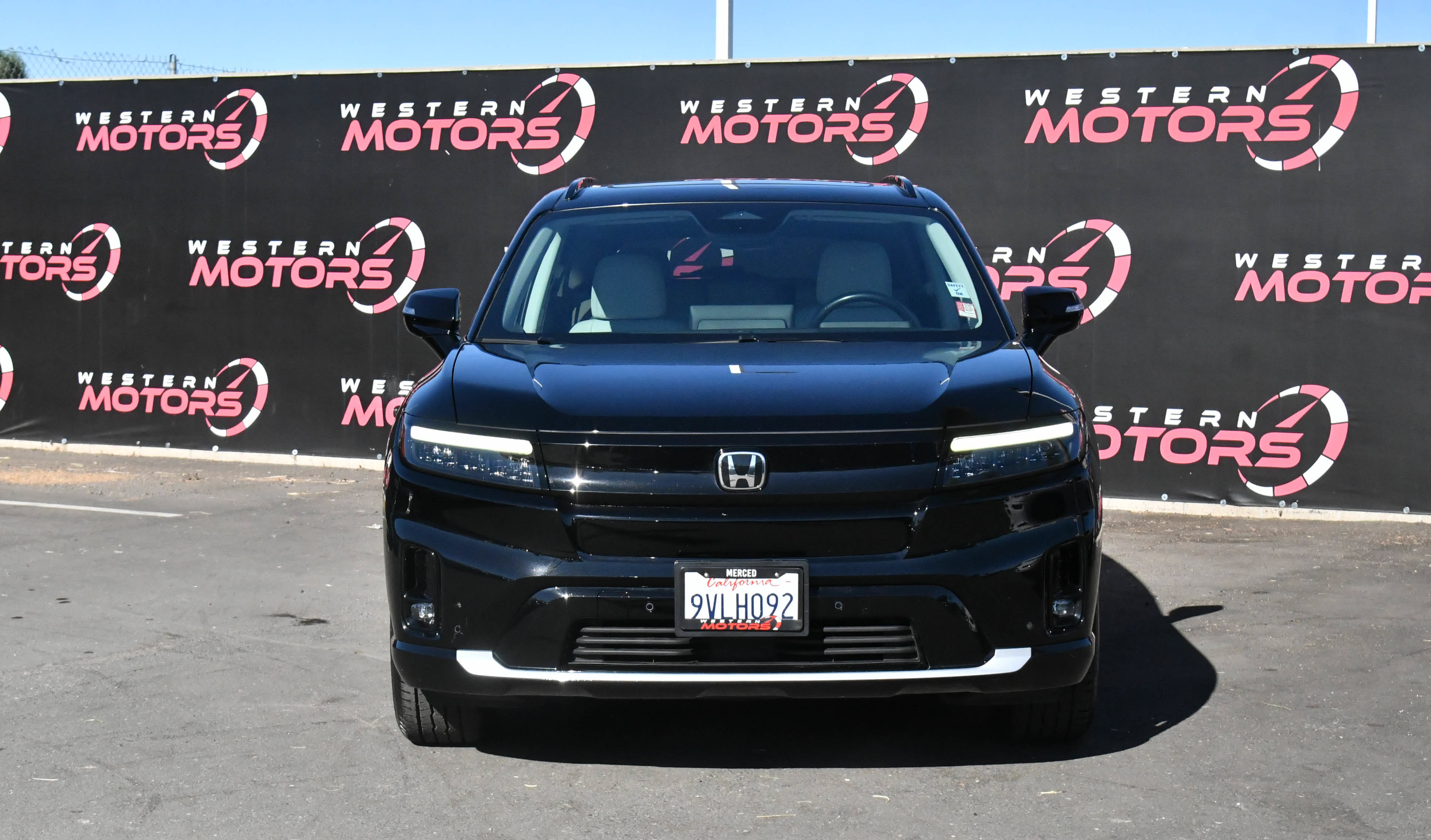 Used 2025 Honda Prologue Touring image 2