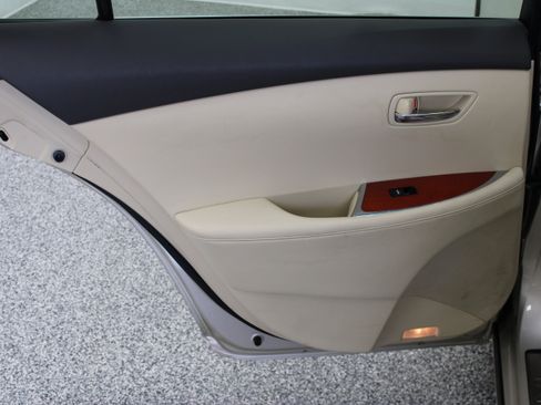Used 2012 Lexus ES 350 FWD image 25