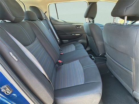 Used 2024 Nissan Leaf S image 16