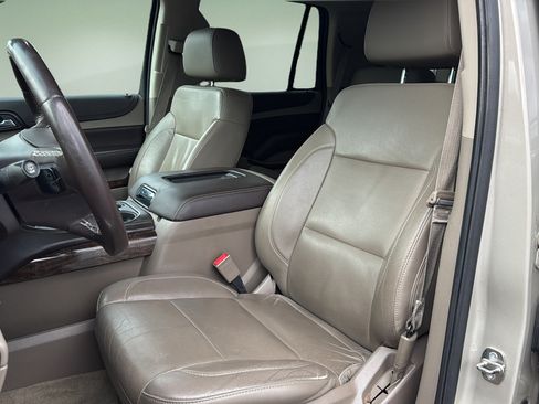 Used 2015 Chevrolet Tahoe LT AWD/4WD image 10