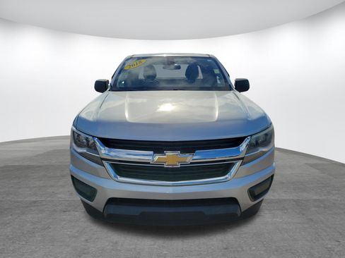Used 2018 Chevrolet Colorado W/T RWD image 2
