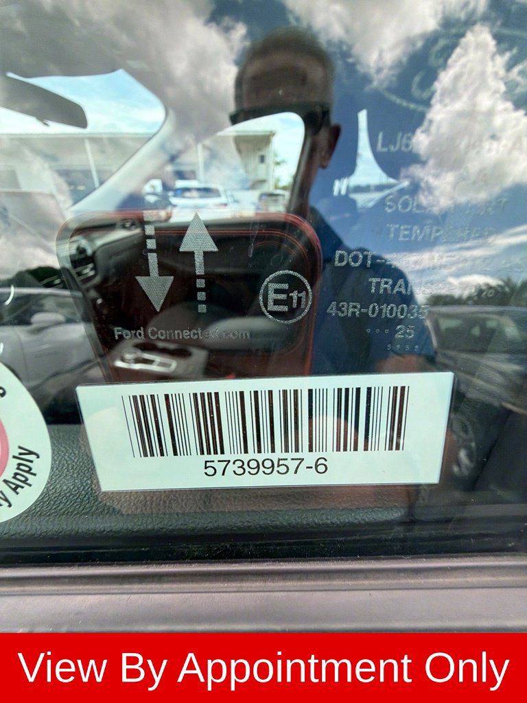 Used 2025 Ford Escape Active AWD/4WD image 7