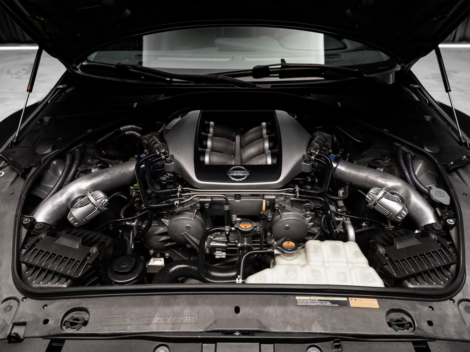 Used 2009 Nissan GT-R Premium AWD/4WD image 7