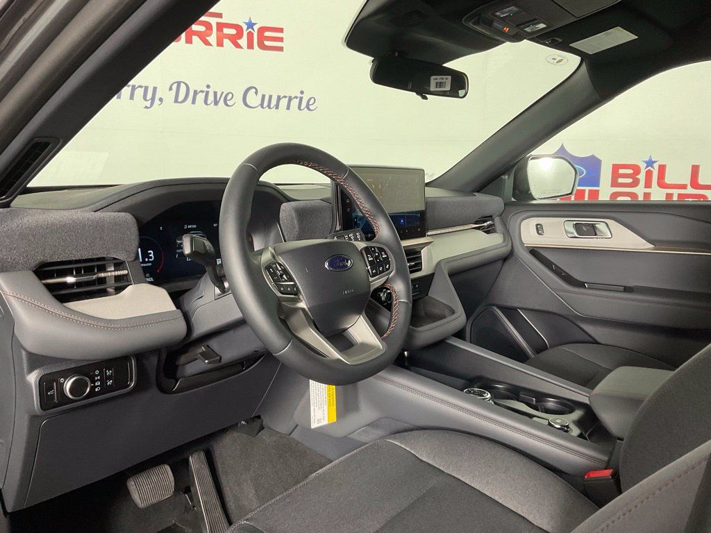 New 2027 Ford Explorer Active RWD image 13