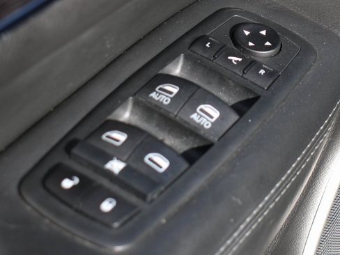 Used 2020 Jeep Grand Cherokee Summit image 17