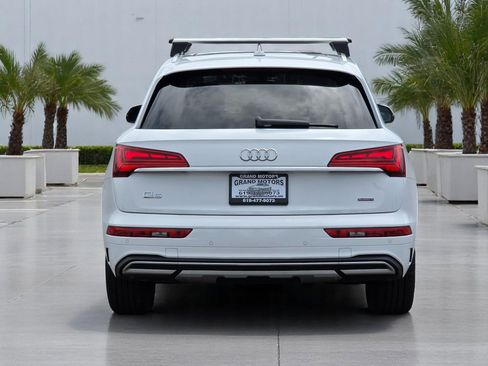 Used 2021 Audi Q5 Premium Plus image 11