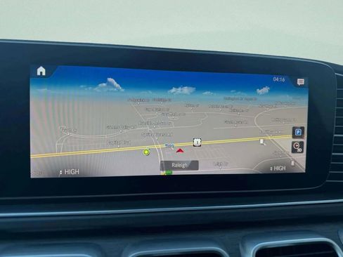 Used 2020 Mercedes-Benz GLE 350 GLE 350 4MATIC Sport Utility 4 image 27