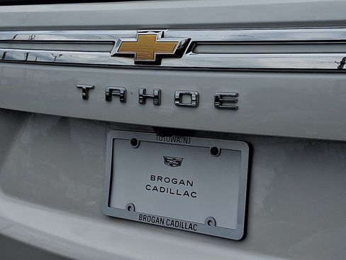 Used 2021 Chevrolet Tahoe Premier AWD/4WD image 30