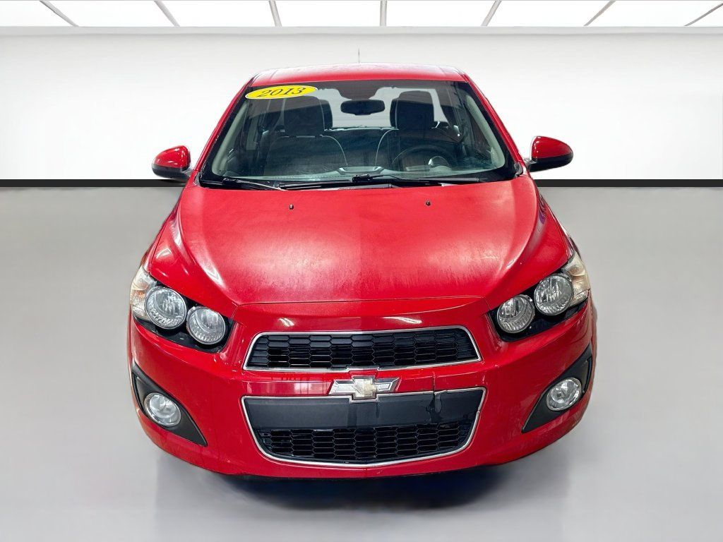 Used 2013 Chevrolet Sonic LT w/ Wheels and Fog Lamp Package FWD image 2