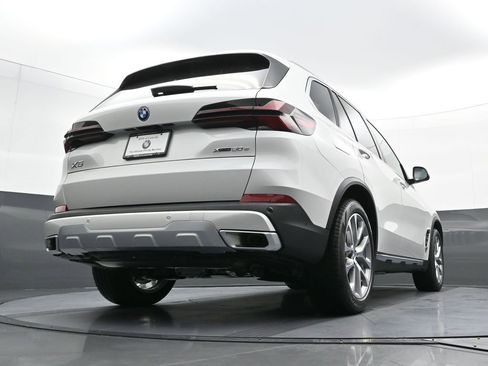 New 2026 BMW X5 xDrive50e AWD/4WD image 28