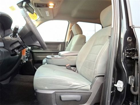 Used 2016 RAM 1500 Express image 19