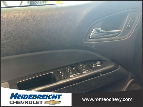 Used 2016 Chevrolet Colorado Z71 AWD/4WD image 11