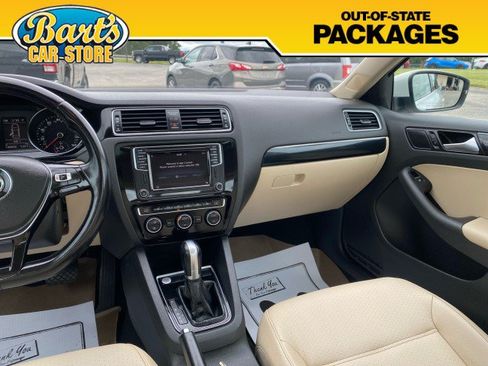 Used 2017 Volkswagen Jetta SEL FWD image 22