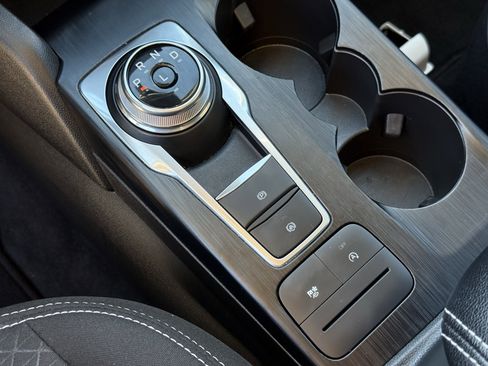 Used 2025 Ford Escape Active image 23