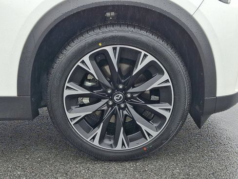 Certified 2024 MAZDA CX-90 Plug-In Hybrid w/ Premium Pkg image 9