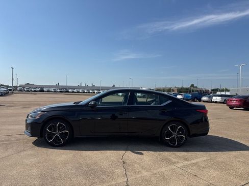 Certified 2024 Nissan Altima 2.5 SR FWD image 13