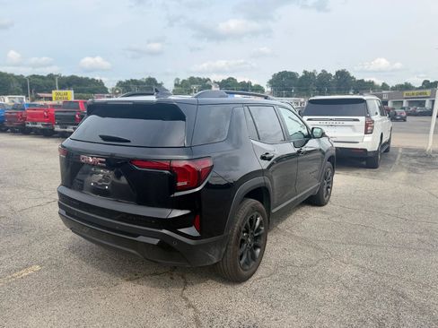 Used 2026 GMC Terrain Elevation w/ Elevation Premium Package AWD/4WD image 3