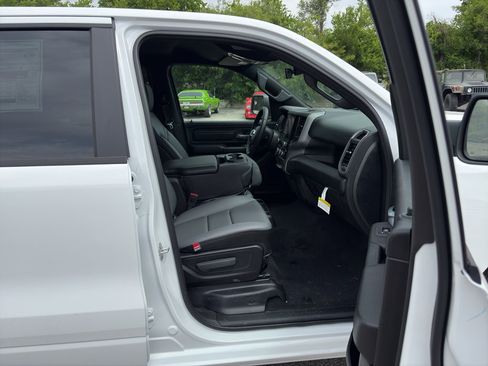 New 2026 RAM 1500 Tradesman AWD/4WD image 16
