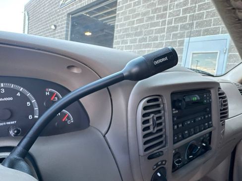 Used 2002 Ford F150 Lariat AWD/4WD image 21