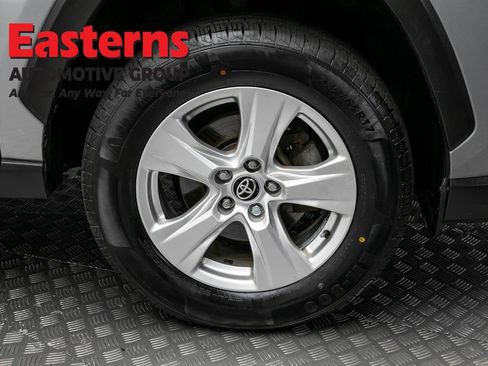 Used 2021 Toyota RAV4 XLE w/ XLE Grade Weather Package AWD/4WD image 32