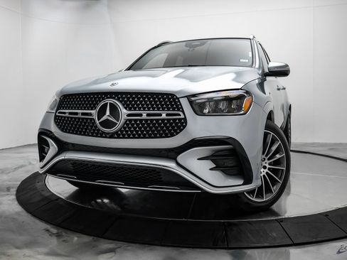 Used 2024 Mercedes-Benz GLE 450 4MATIC image 3