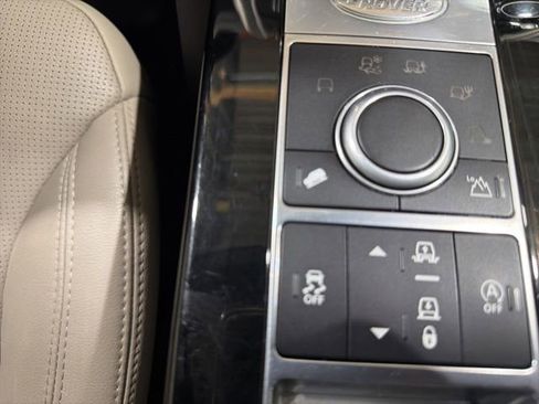 Used 2019 Land Rover Discovery HSE AWD/4WD image 43