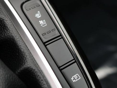 Used 2023 Kia Forte GT-Line w/ GT-Line Premium Package image 14