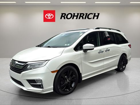 Used 2018 Honda Odyssey Elite image 1
