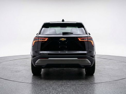 Used 2025 Chevrolet Equinox LT image 7