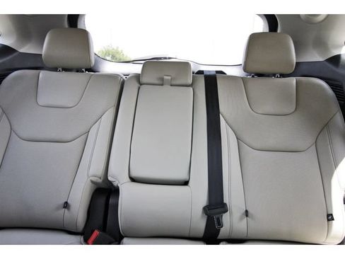 Used 2019 Ford Edge Titanium w/ Equipment Group 301A FWD image 13