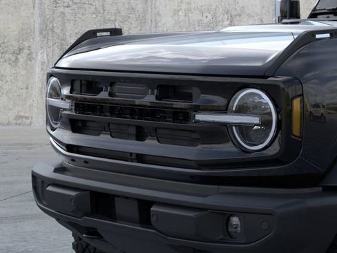 New 2025 Ford Bronco Outer Banks w/ Sasquatch Package image 19