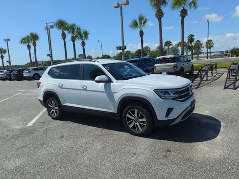Used 2022 Volkswagen Atlas SE AWD/4WD image 1