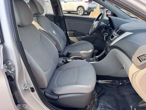 Used 2015 Hyundai Accent GLS image 18