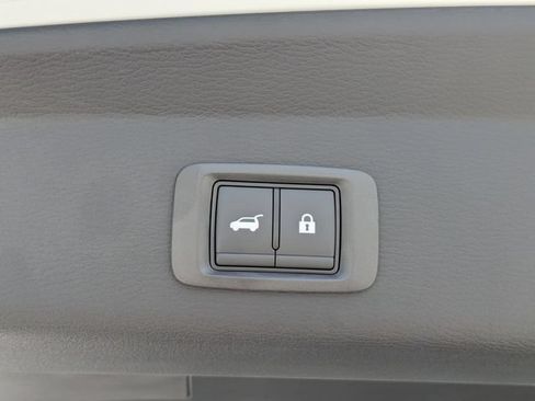 New 2026 Mitsubishi Outlander SE FWD image 14