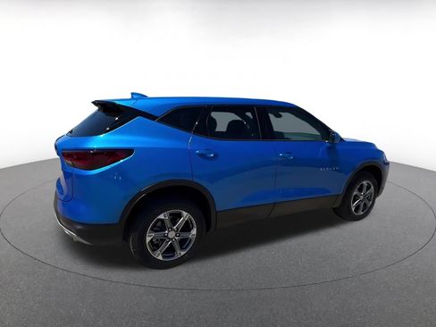 Used 2025 Chevrolet Blazer LT FWD image 15