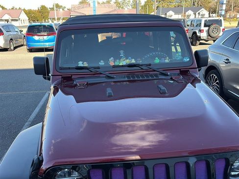 Used 2022 Jeep Wrangler Unlimited Sport image 22