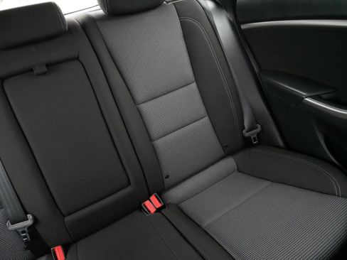 Used 2013 Hyundai Elantra GT image 14