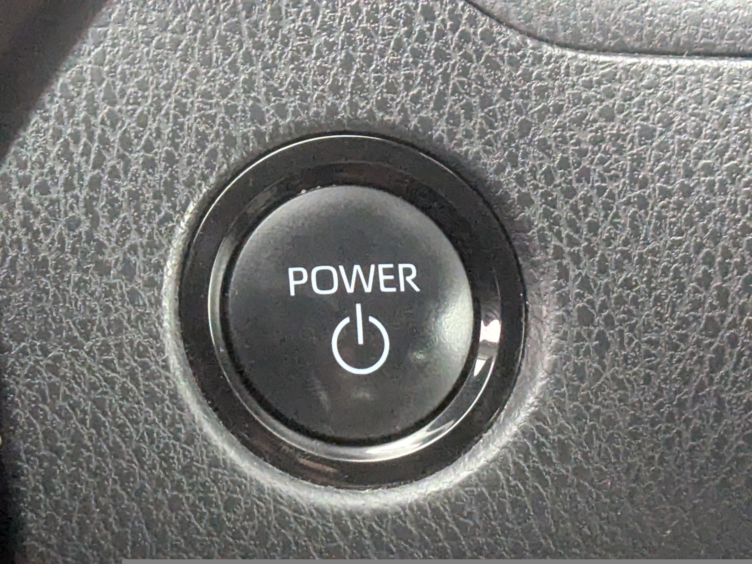 Used 2025 Toyota Camry LE FWD image 28