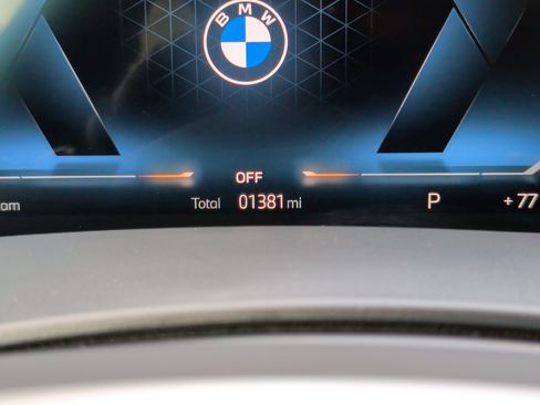 Used 2026 BMW X5 sDrive40i w/ Executive Package RWD image 15