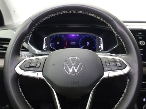 Used 2023 Volkswagen Taos SEL image 17