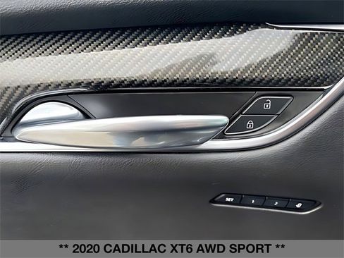 Used 2020 Cadillac XT6 Sport image 14