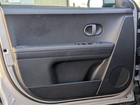 New 2026 Hyundai Ioniq 5 SEL image 12