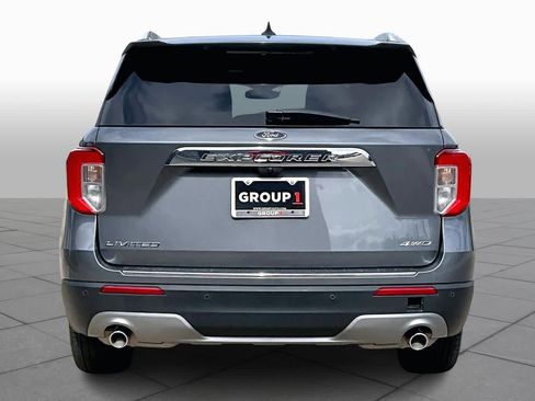 Used 2023 Ford Explorer Limited image 4