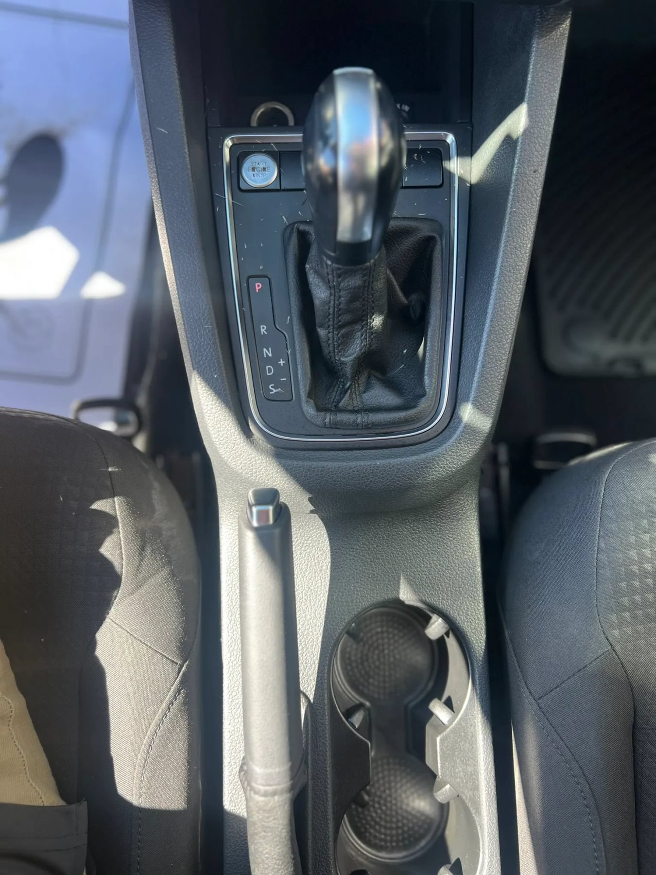 Used 2015 Volkswagen Jetta SE FWD image 13
