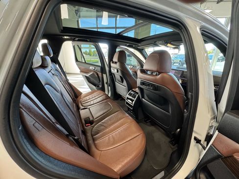 Used 2019 BMW X5 xDrive40i w/ Convenience Package AWD/4WD image 27