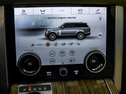 Used 2019 Land Rover Range Rover HSE image 37