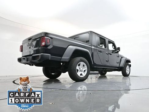 Used 2023 Jeep Gladiator Sport image 25